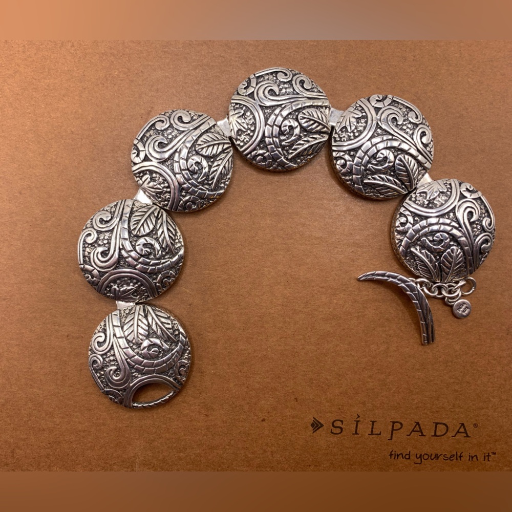 Silpada VERY RARE HTF Sterling ANCIENT SCROLLS Engraved Panel Bracelet